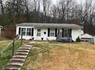 1255 Bellaire St, Fairmont, WV 26554