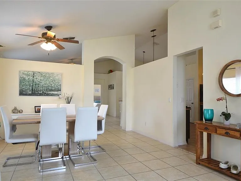 4924 Hook Hollow Cir — Photo 5