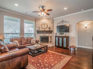 200 William Allen Ln, Decatur, TX 76234