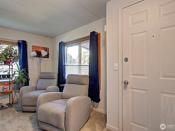 2nd image of 5404 NE 121st Avenue #59
