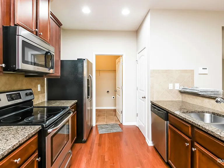 3847 Humber Ct — Photo 3