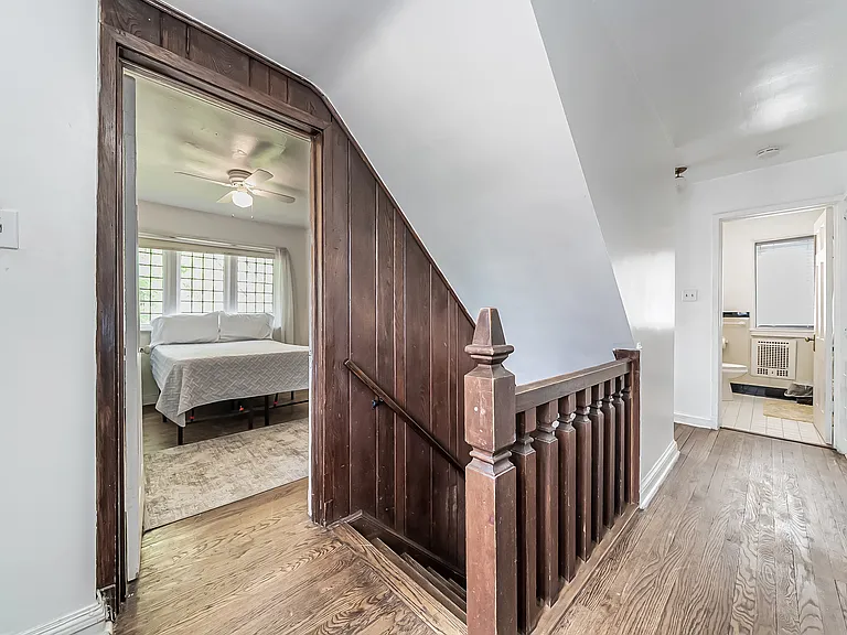 17707 Chagrin Blvd — Photo 4