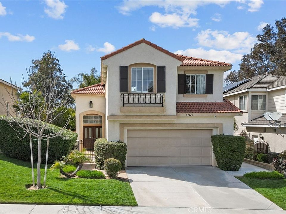 1st image of 27943 Brookdale Ct