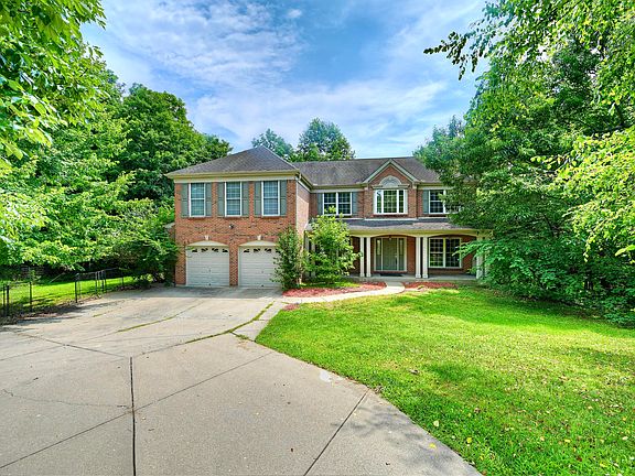2nd image of 1366 Brightleaf Blvd