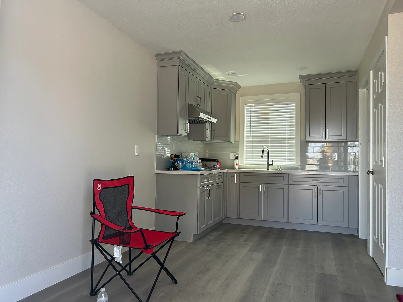 Studio, Manteca — Photo 2
