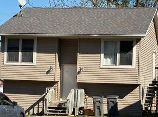 1326 N Woodburn Ave, Bloomington, IN 47404