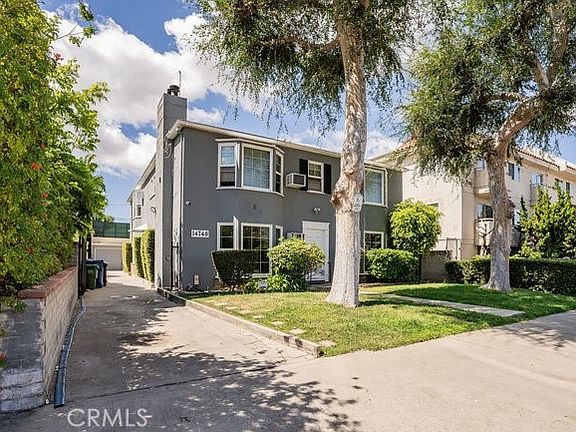 2nd image of 14748 Magnolia Blvd