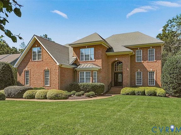 2nd image of 3012 Hedgeway Pl