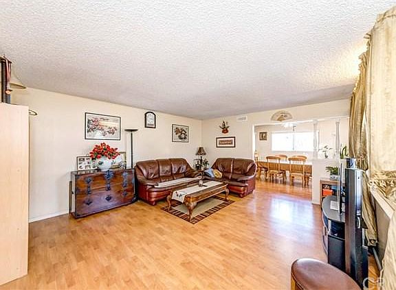 5th image of 12533 Cheshire St