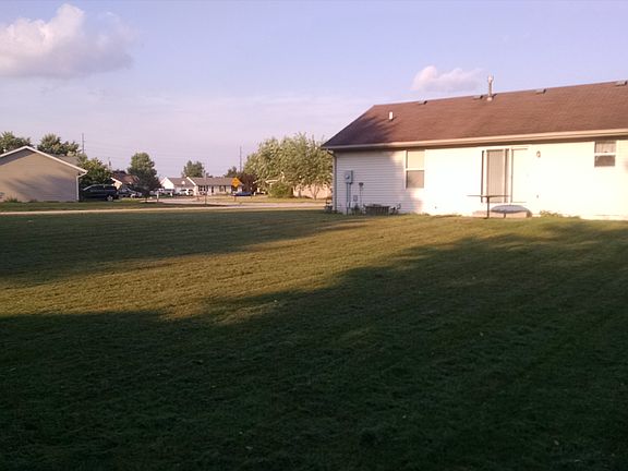 4th image of 2701 Lismore Dr