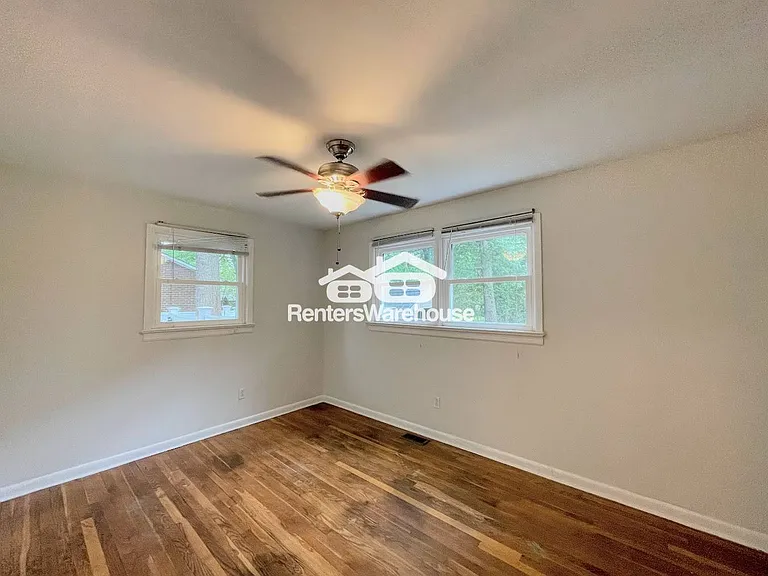 531 Pagewood Dr — Photo 17