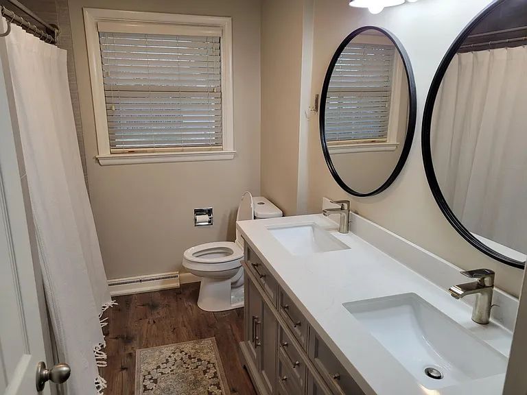 1716 E Terry St — Photo 10