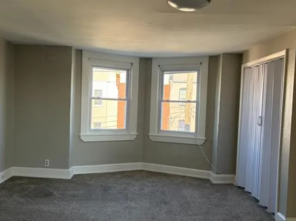 423 N 62nd St Floor 2, Philadelphia, PA 19151