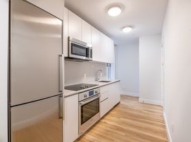288 Chestnut Hill Ave