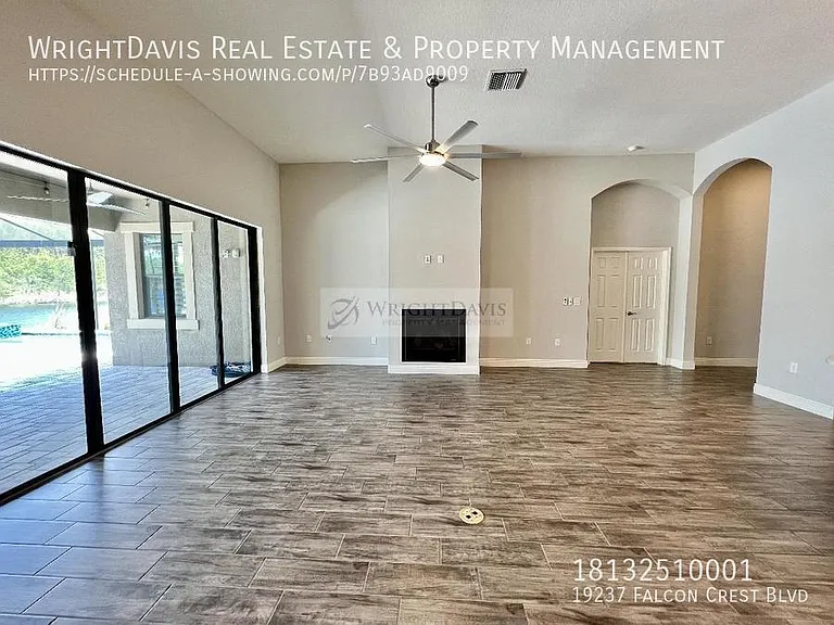 19237 Falcon Crest Blvd — Photo 25