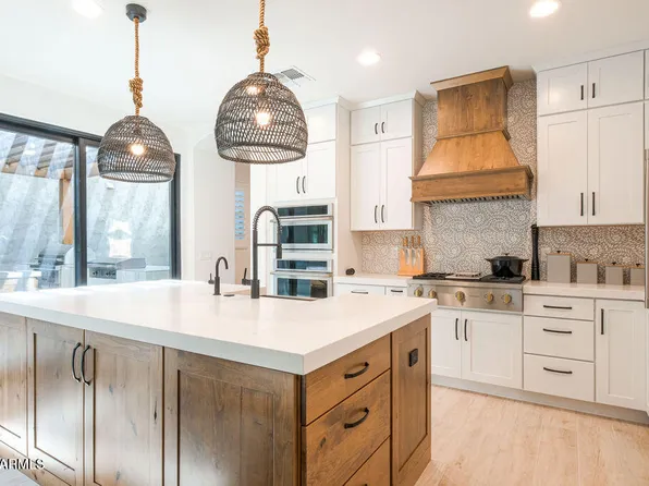 3923 E GALVESTON Street, Gilbert, AZ 85295