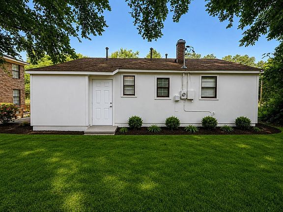 4th image of 1654 Ely St