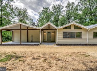 42 Heidi Rd, Delta, PA 17314