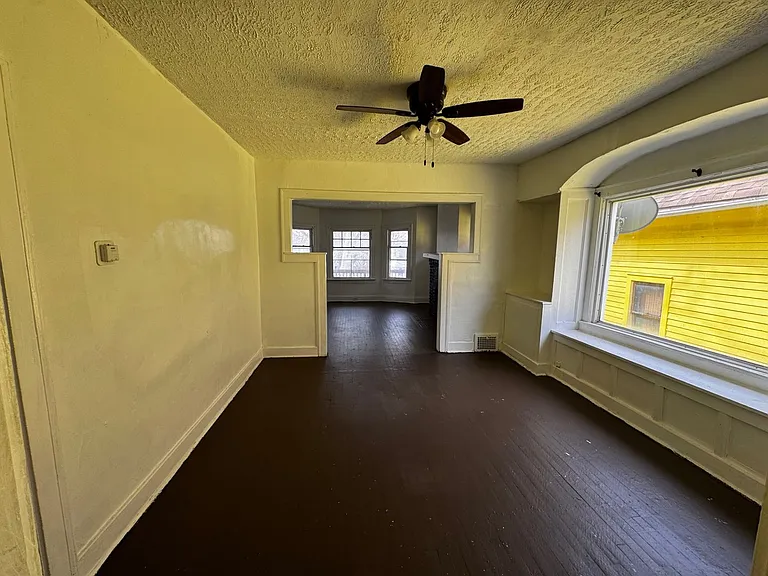 12633 Edmonton Ave, Cleveland, OH — Photo 9