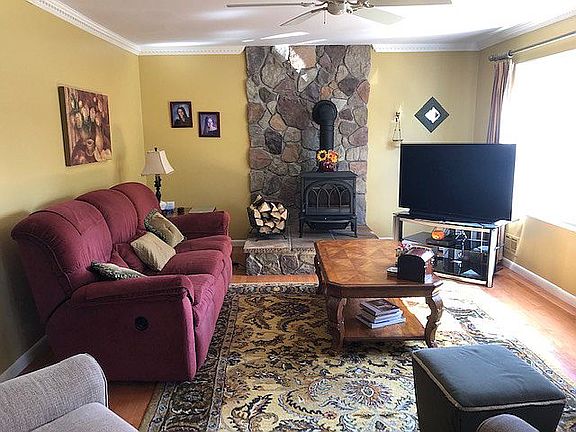 5th image of 9 Kearney Dr