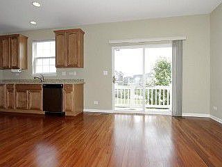 5th image of 3144 Valley Falls St #3144