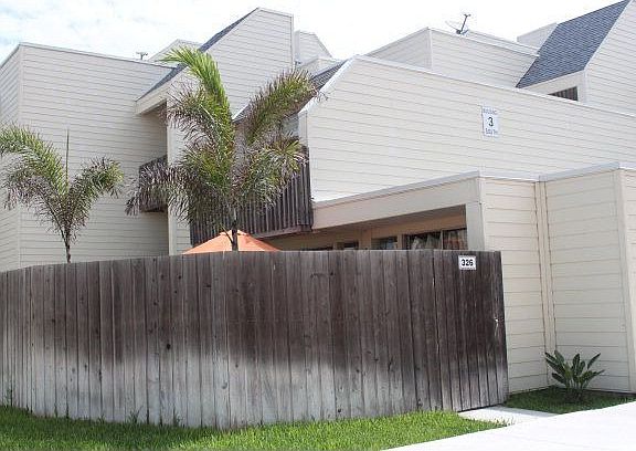 2nd image of 6300 Padre Blvd