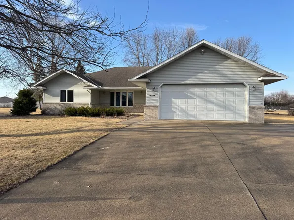 532 Hill Cir, Wanamingo, MN 55983