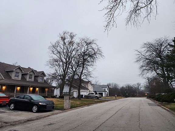 4th image of 214 Roberts Cove Dr