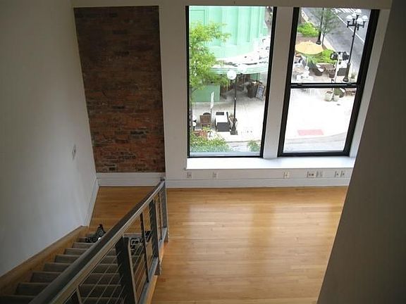 4th image of 101 W Liberty St APT 340