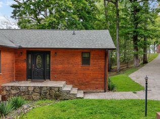 1186 Deerfield Way, La Follette, TN 37766