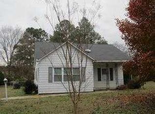 423 Cherry St, Oxford, NC 27565
