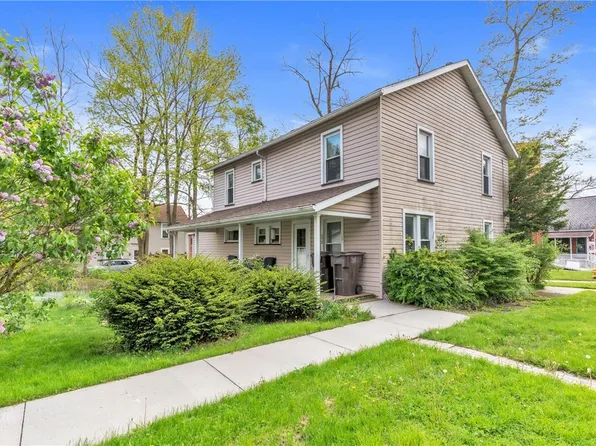 301 S Pitt St, Mercer, PA 16137