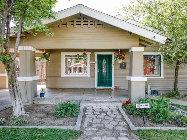 1529 N College Ave, Fresno, CA 93728