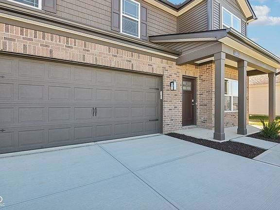 4th image of 217 Holly Ln
