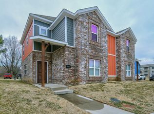 4066 W Santa Maria Ln, Fayetteville, AR 72704