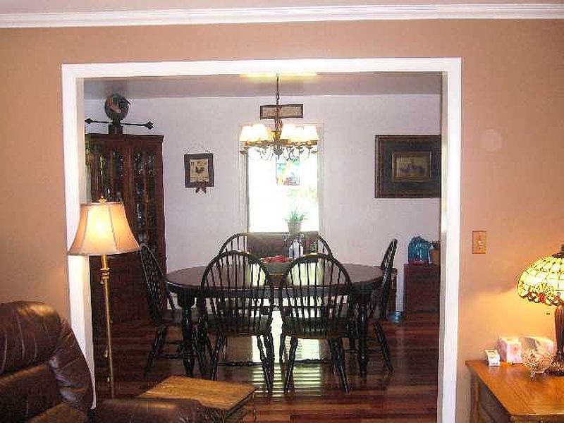 4th image of 121 SCHOHARIE PLANK Road