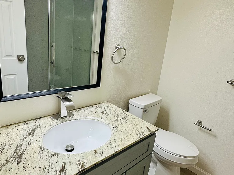 6019 Joaquin Murieta Ave #A — Photo 12
