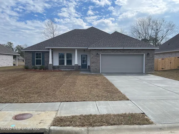 12 Gant Ln, Long Beach, MS 39560