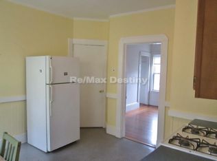 9 Crocker St #2, Somerville, MA 02143
