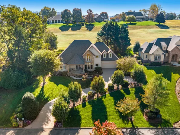 310 Pineberry Dr, Vonore, TN 37885