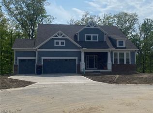 233 Lake Balaton Dr, Cleveland, OH 44128