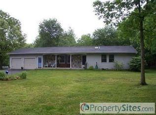 9828 Owen Dr, Kalamazoo, MI 49009