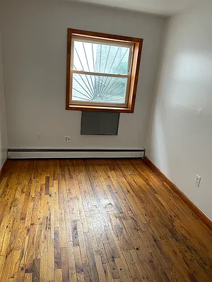 Rented by Tolmas Corporation | media 20