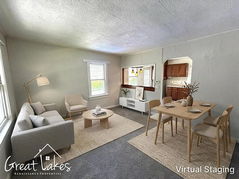 24601 Tallman Ave — Photo 2