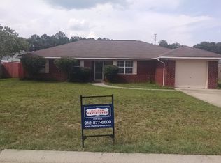 918 Churchfield Dr, Hinesville, GA 31313