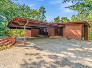 106 Elliott Cir, Oak Ridge, TN 37830