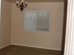 1944 Maxwell Ave, Woodland, CA 95776
