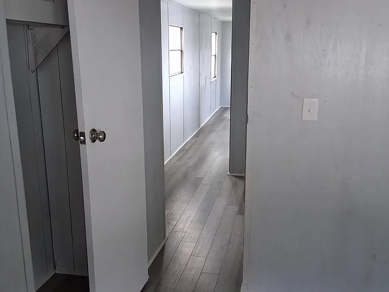 655 Thornton Ferry Rd #10 — Photo 13