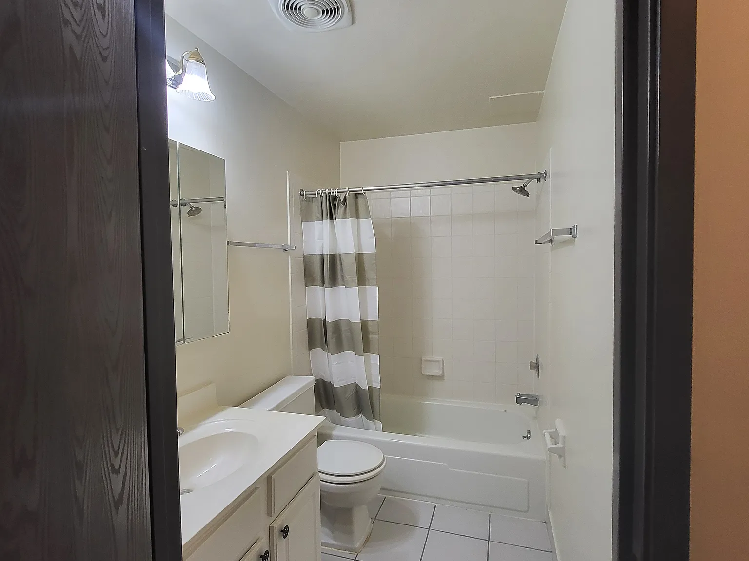 W Mangold Ave, Greenfield — Photo 4