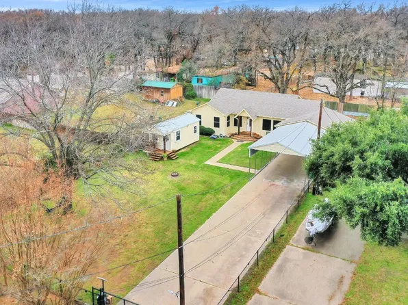 1045 Welch Ln, Gun Barrel City, TX 75156